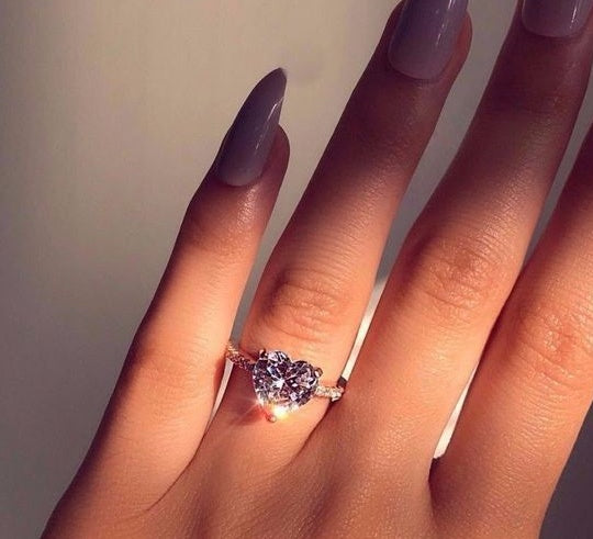 inlaid AAA zircon heart-shaped ring engagement